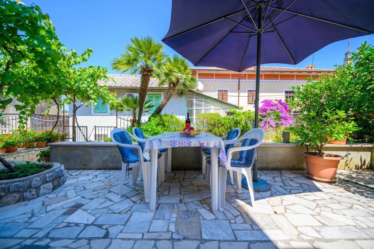 Apartmani Loreta مالي لوشينغْ المظهر الخارجي الصورة