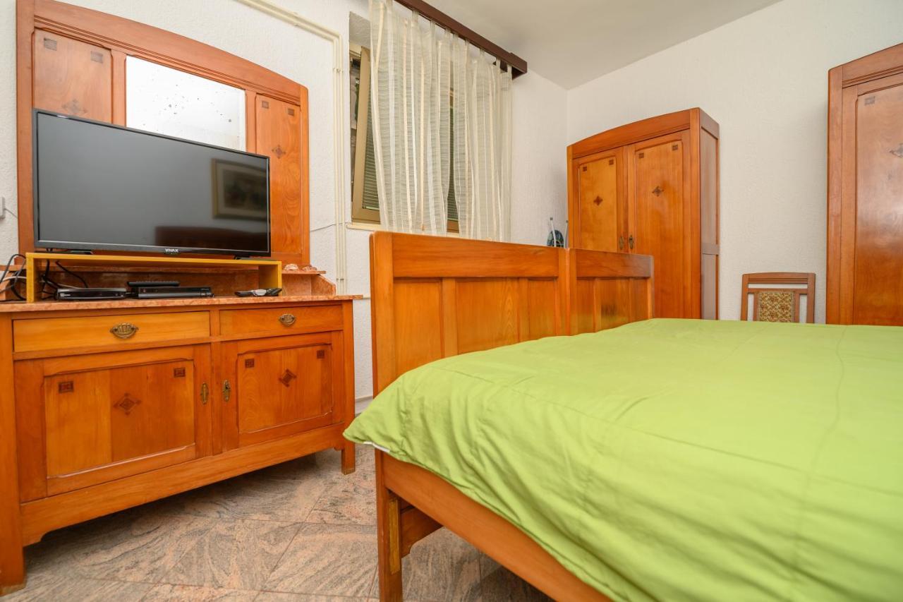 Apartmani Loreta مالي لوشينغْ المظهر الخارجي الصورة