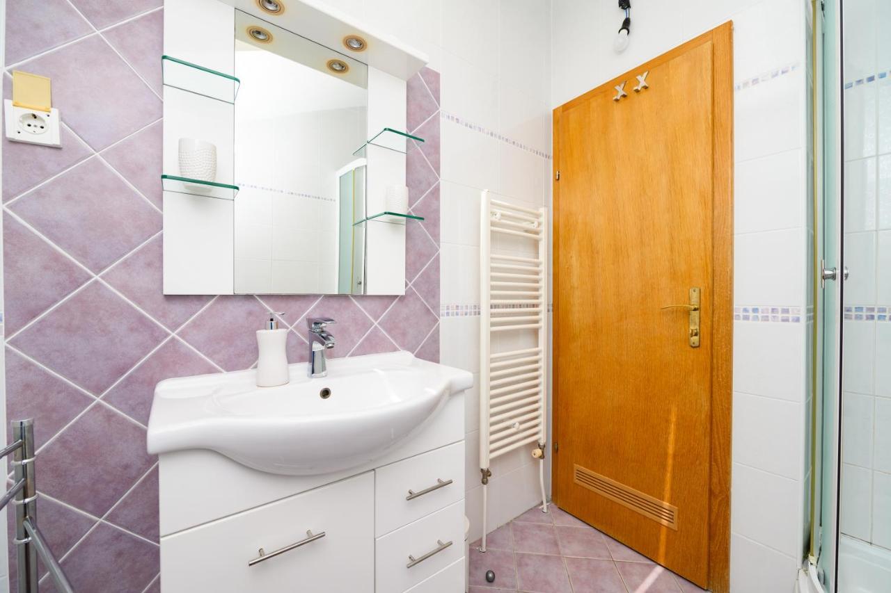 Apartmani Loreta مالي لوشينغْ المظهر الخارجي الصورة