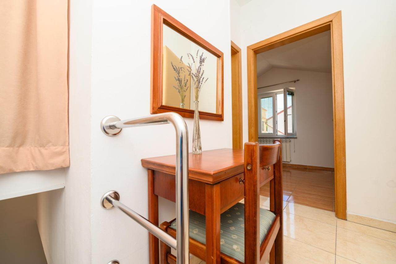 Apartmani Loreta مالي لوشينغْ المظهر الخارجي الصورة