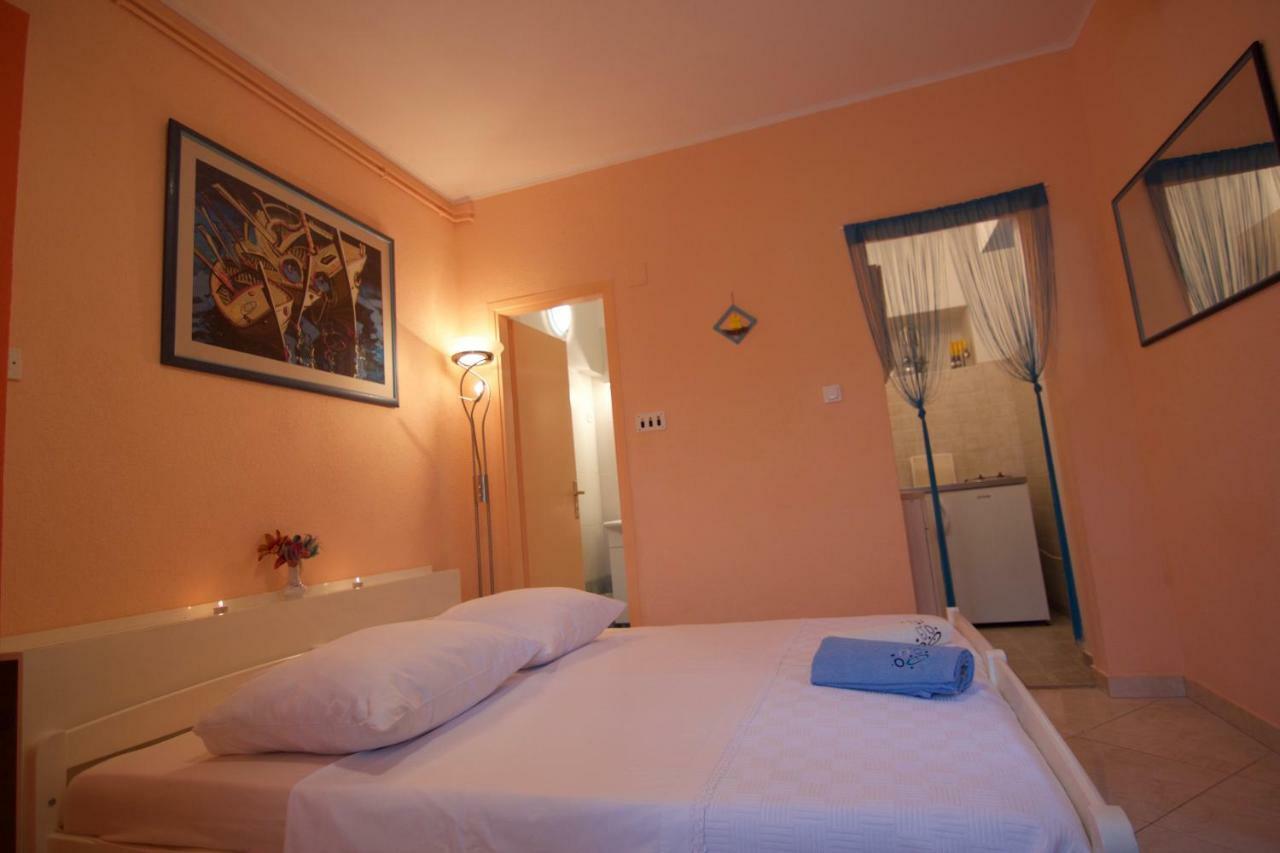 Apartmani Loreta مالي لوشينغْ المظهر الخارجي الصورة